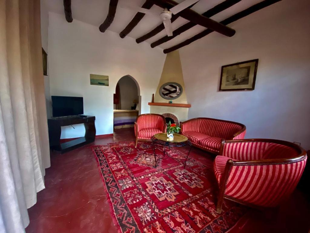 Couette-café Relais Esmeralda 3*